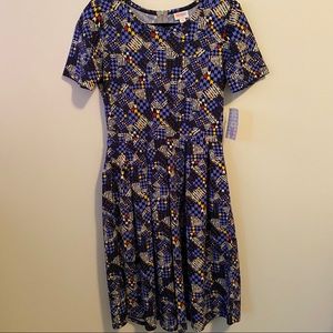 🐝 Lularoe Amelia